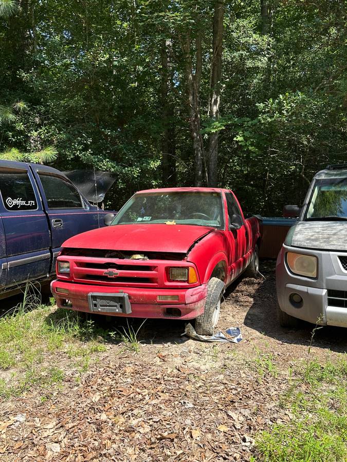 Chevrolet-s10-ss-pickup-1994-red-1