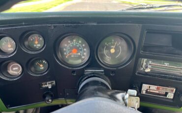 Chevrolet-scottdale-10-4x4-1975-green-9