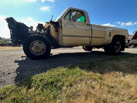 Chevrolet-scottsdale-1978-yellow