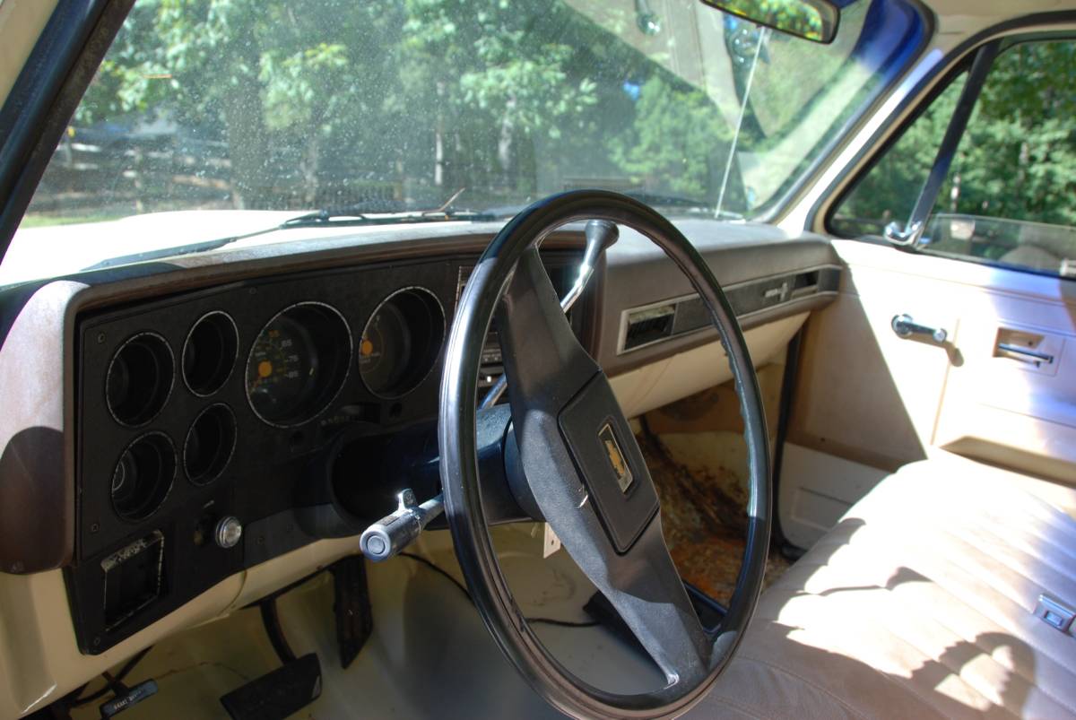 Chevrolet-scottsdale-1984-17