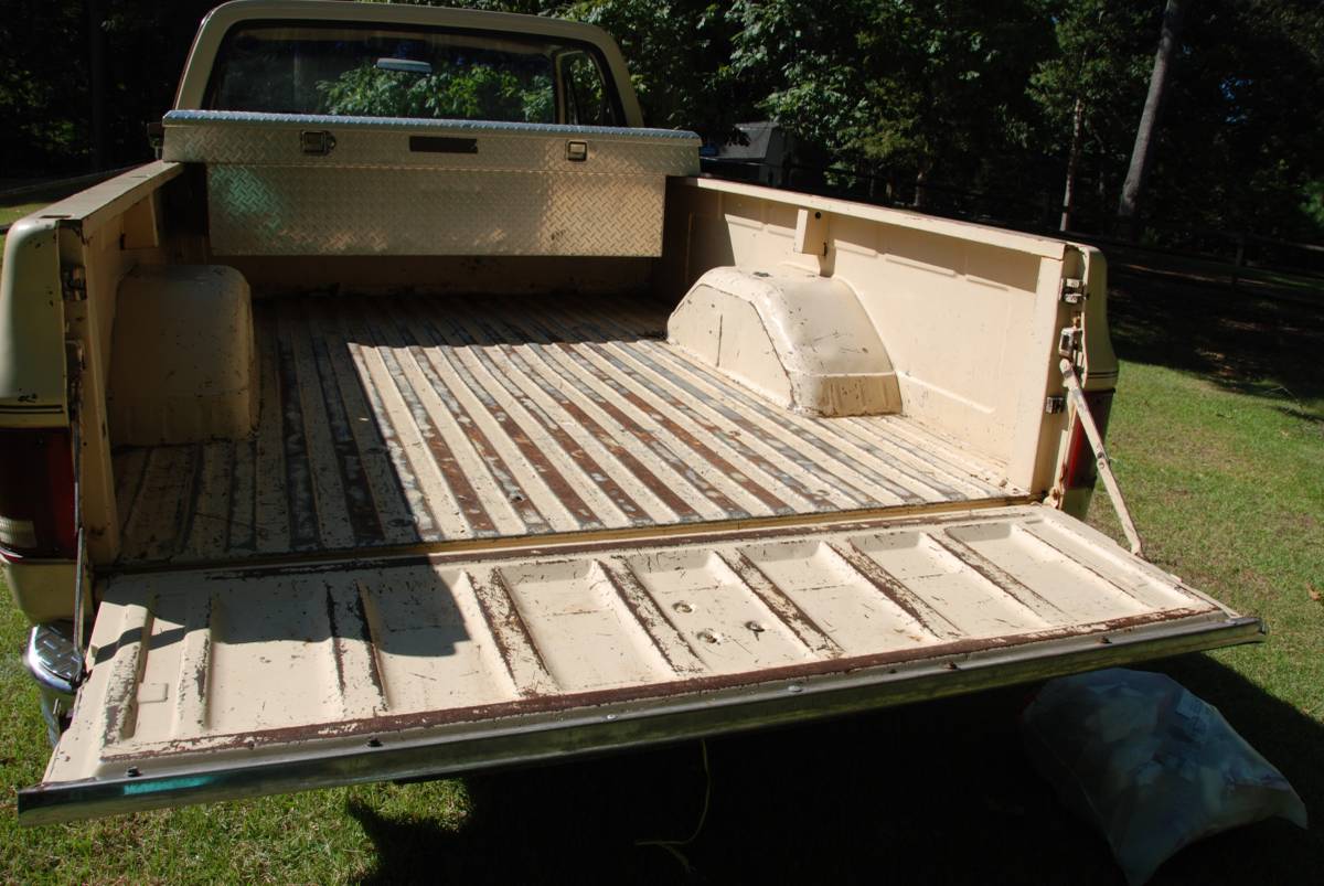 Chevrolet-scottsdale-1984-57