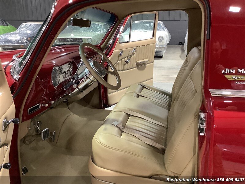 Chevrolet-sedan-delivery-1954-13