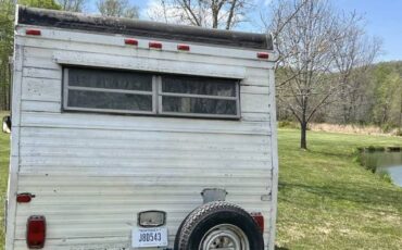 Chevrolet-shasta-1973-3
