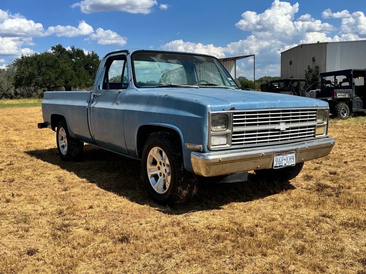 Chevrolet-silverado-1500-1983-1