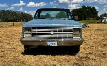 Chevrolet-silverado-1500-1983