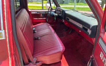 Chevrolet-silverado-1500-1983-red-2