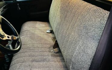 Chevrolet-silverado-1500-1983-white-5