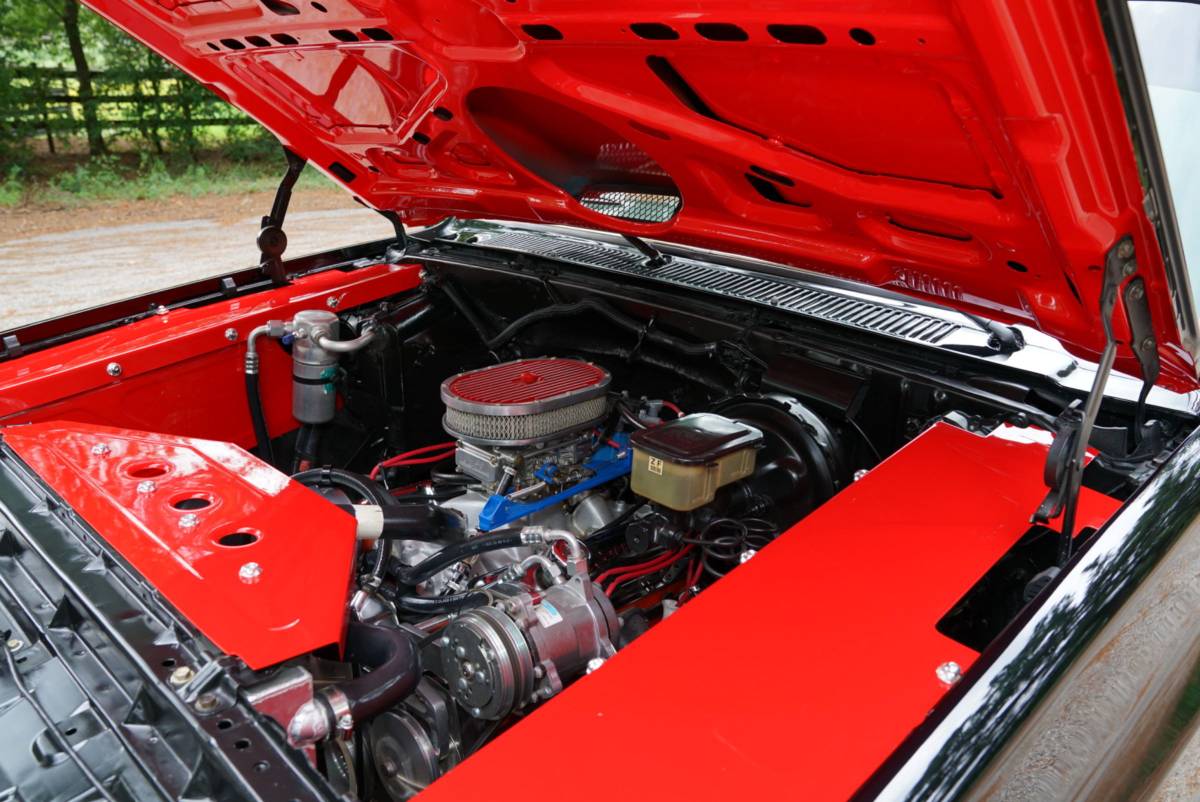 Chevrolet-silverado-1500-1985-black-16