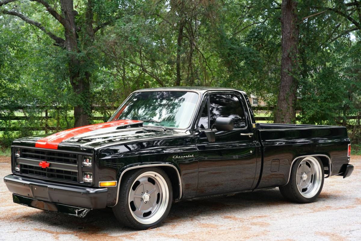 Chevrolet-silverado-1500-1985-black-6