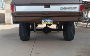 Chevrolet-silverado-1500-1987-custom-3