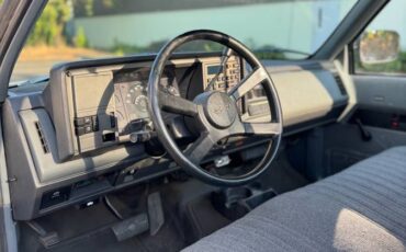 Chevrolet-silverado-1500-1989-white-3