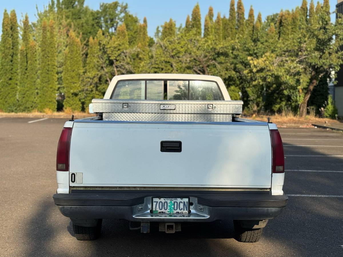 Chevrolet-silverado-1500-1989-white-9