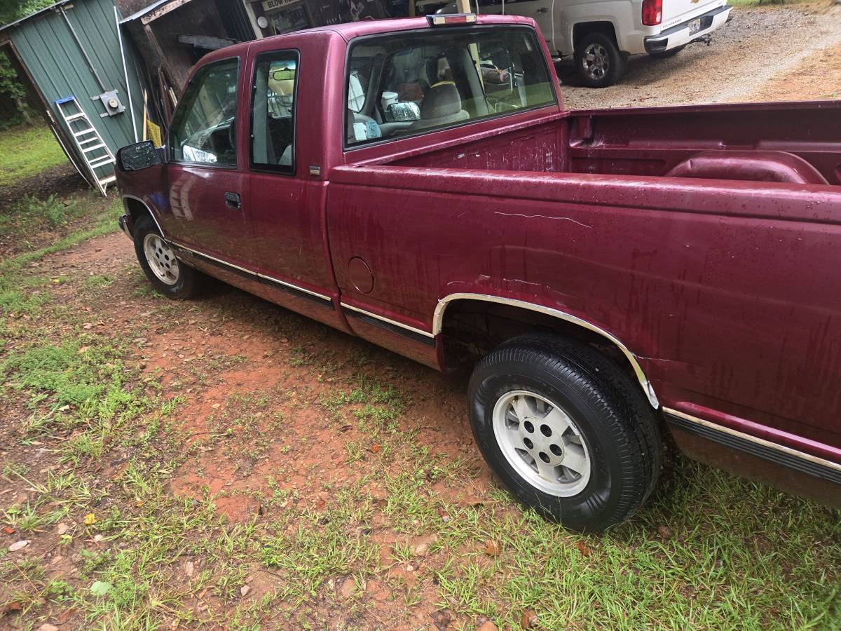 Chevrolet-silverado-1500-1995-red-2
