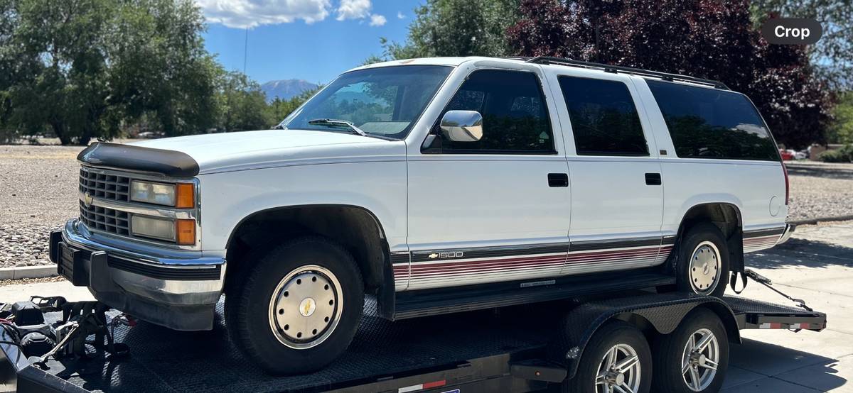 Chevrolet-silverado-1500-suburban-1992-1