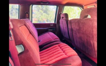 Chevrolet-silverado-1500-suburban-1992-6
