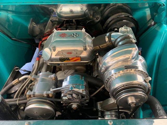 Chevrolet-silverado-1955-custom-22