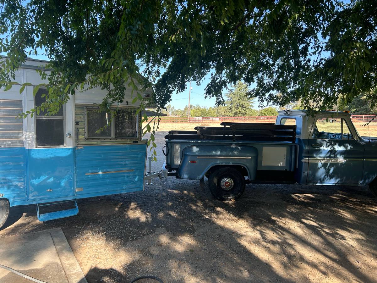 Chevrolet-silverado-1964-blue-1