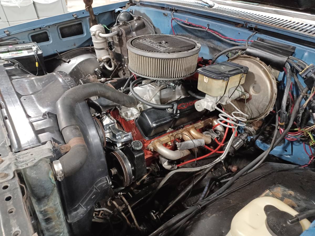 Chevrolet-silverado-1983-14