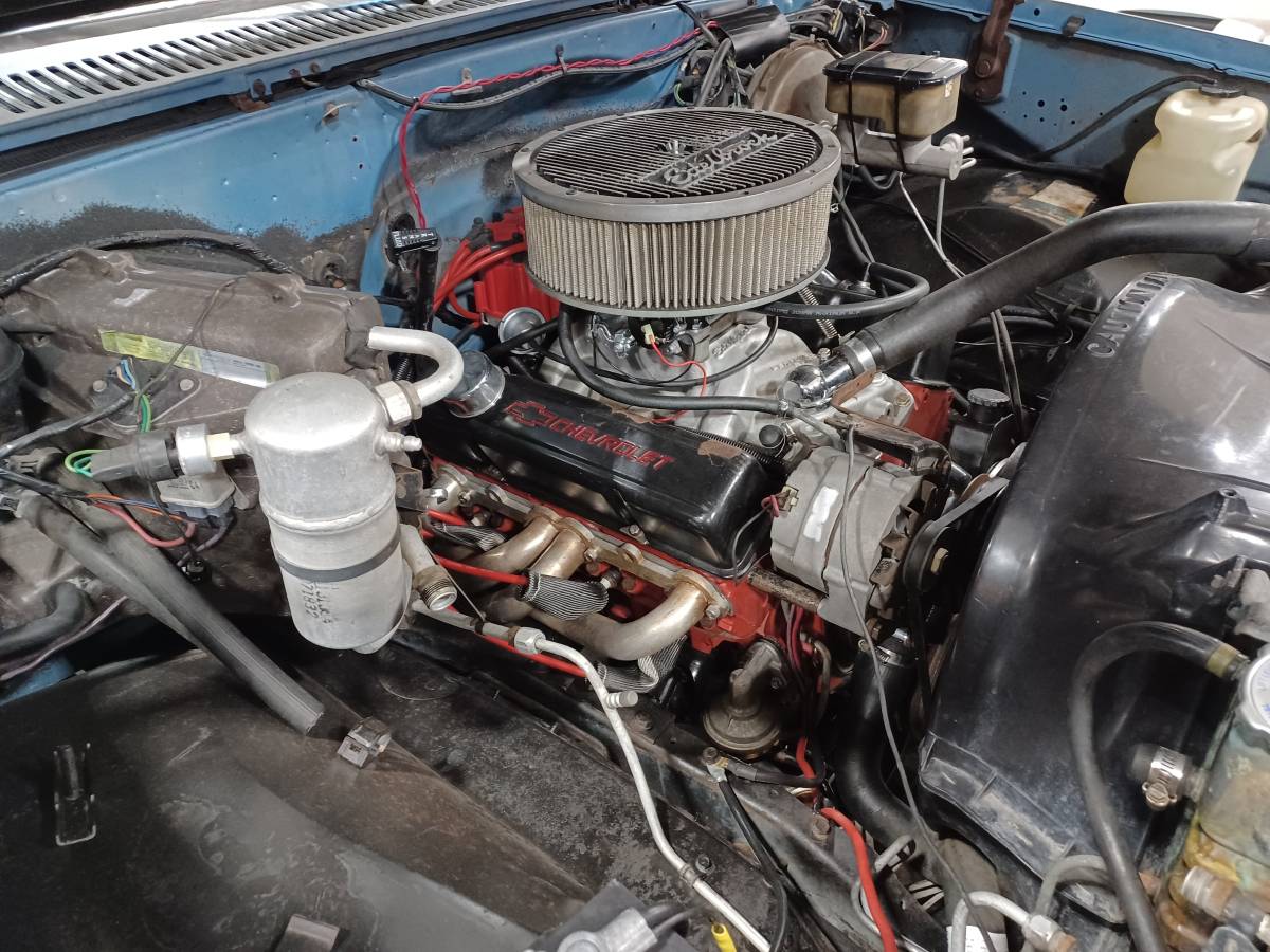 Chevrolet-silverado-1983-16