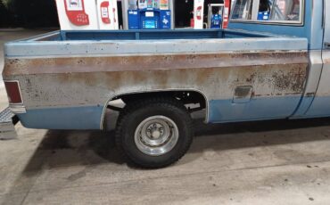 Chevrolet-silverado-1983-17