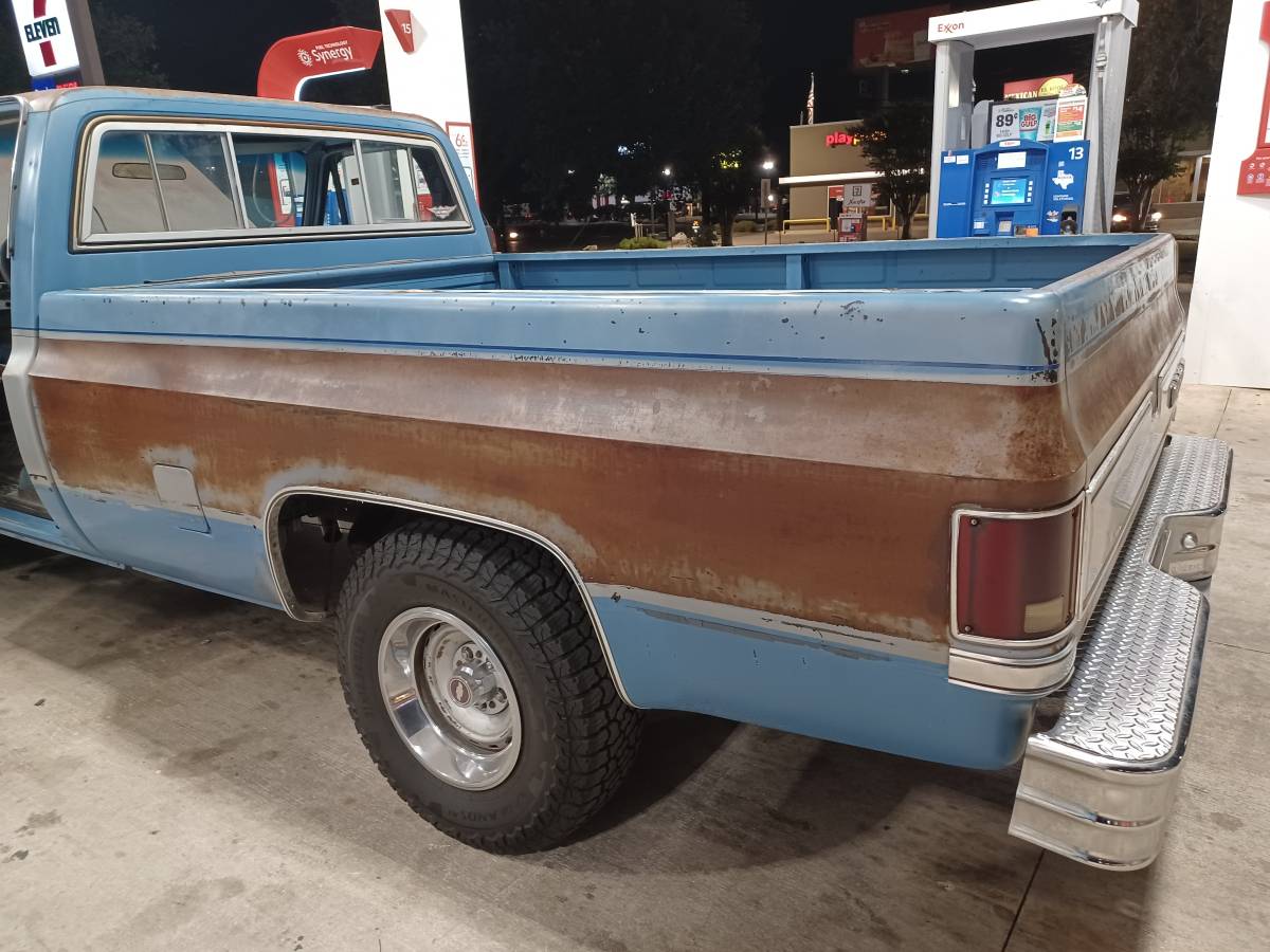 Chevrolet-silverado-1983-2