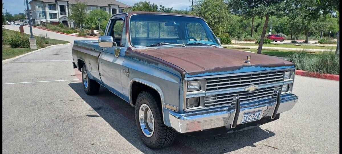 Chevrolet-silverado-1983-5