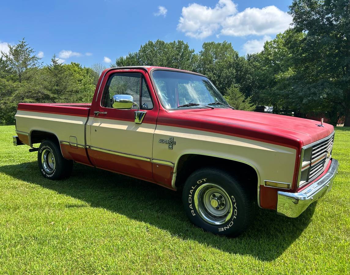 Chevrolet-silverado-1984-5