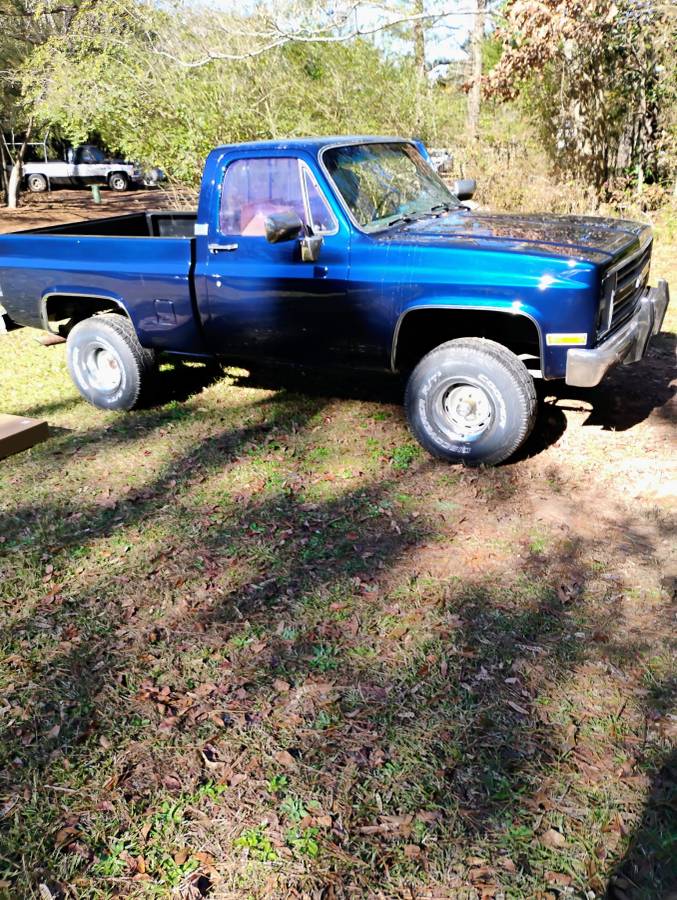 Chevrolet-silverado-1985-blue-1