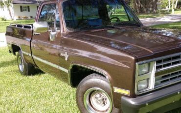 Chevrolet-silverado-1986-brown-1