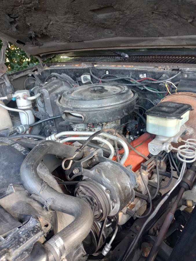 Chevrolet-silverado-1986-brown-11