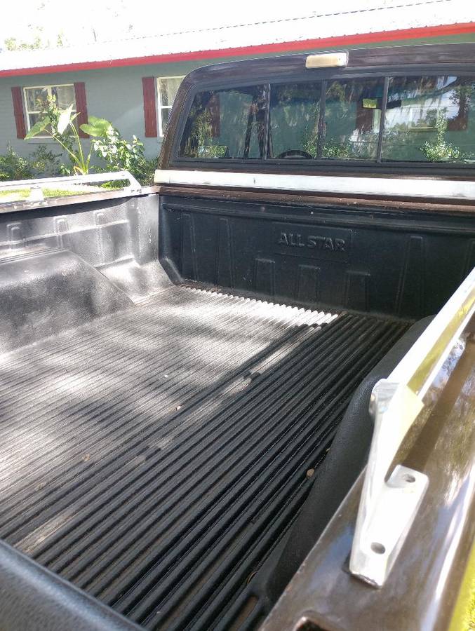 Chevrolet-silverado-1986-brown-13