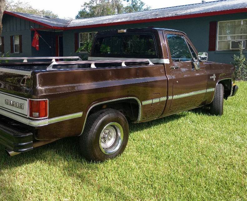 Chevrolet-silverado-1986-brown-6