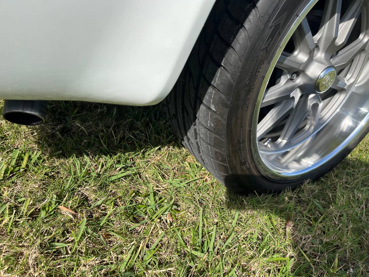 Chevrolet-silverado-1986-white-18