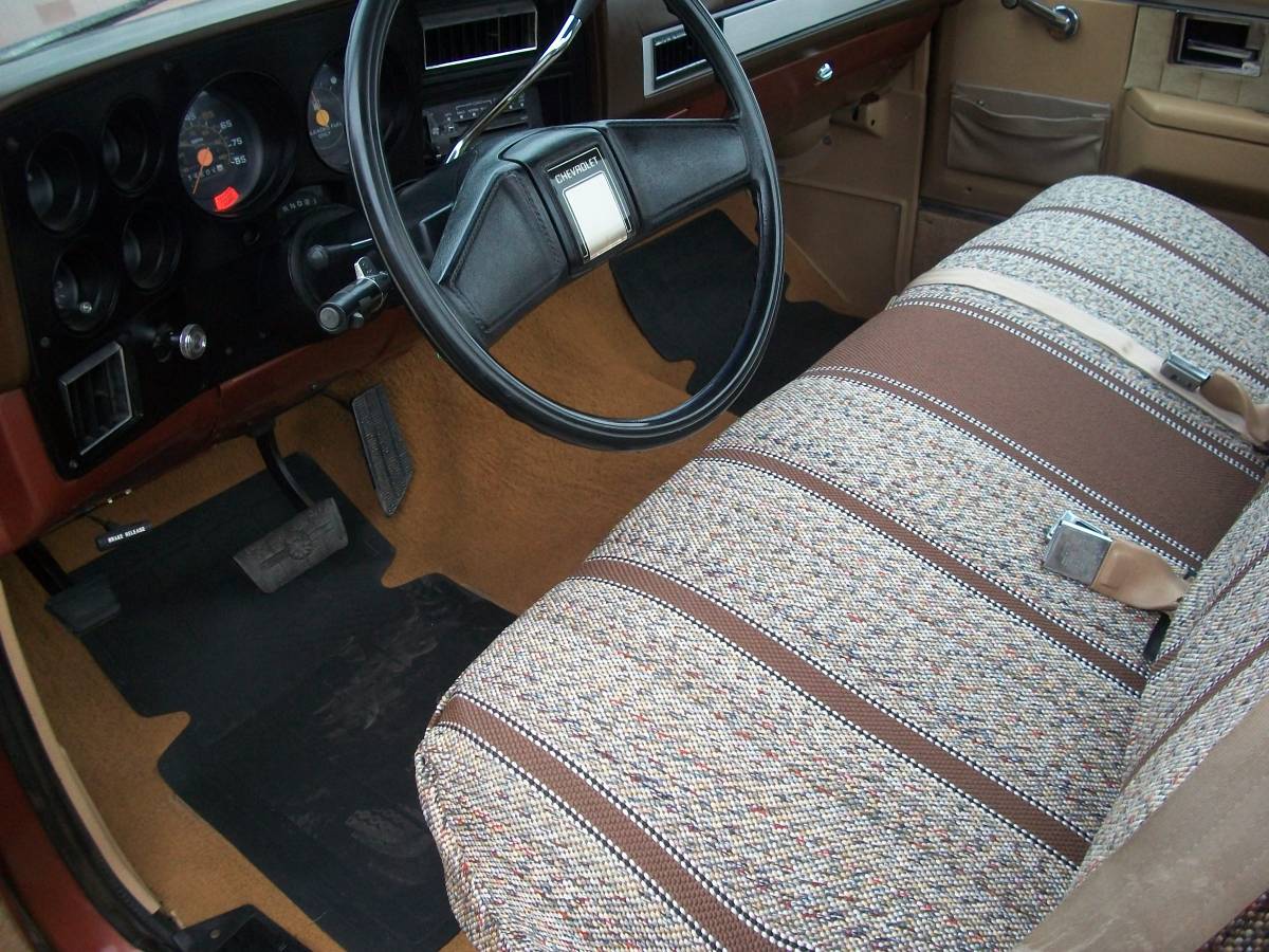 Chevrolet-silverado-1987-brown-18