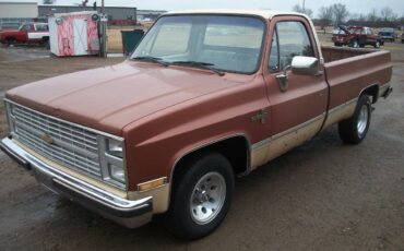 Chevrolet-silverado-1987-brown