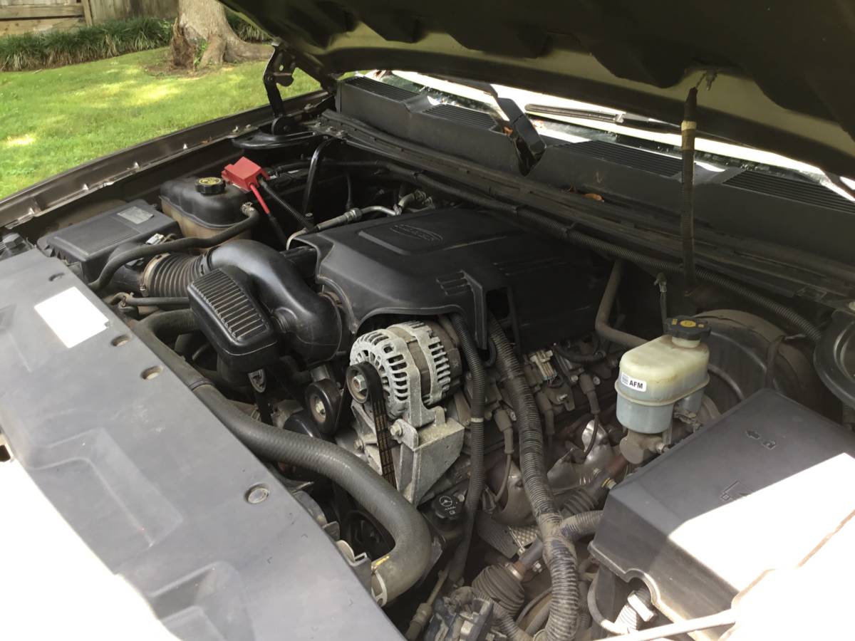 Chevrolet-silverado-1990-silver-11