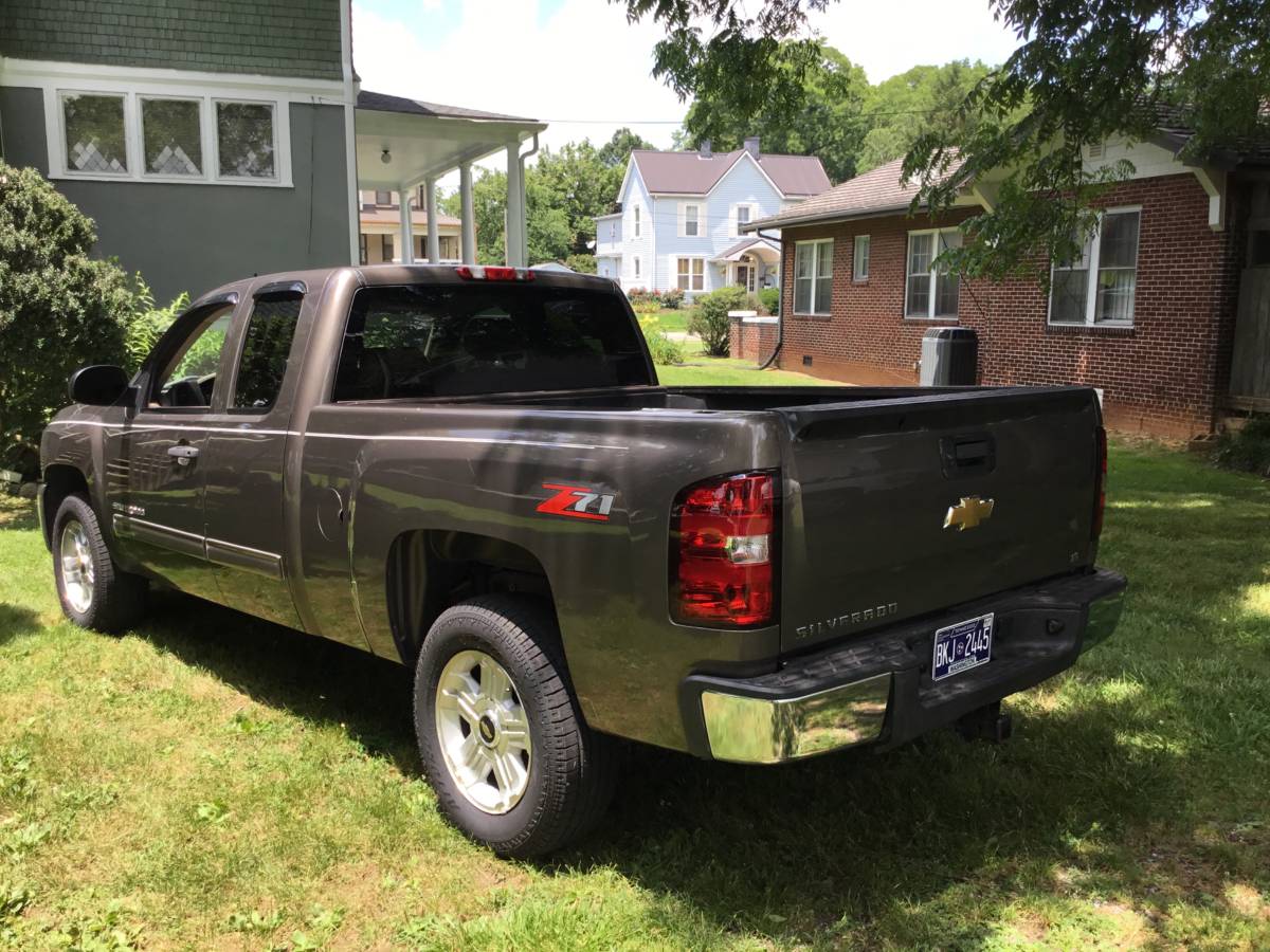 Chevrolet-silverado-1990-silver-2
