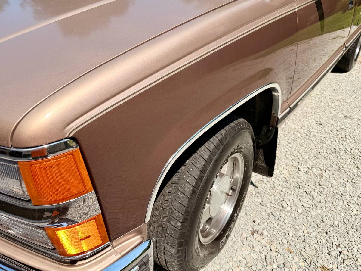 Chevrolet-silverado-1994-brown-11