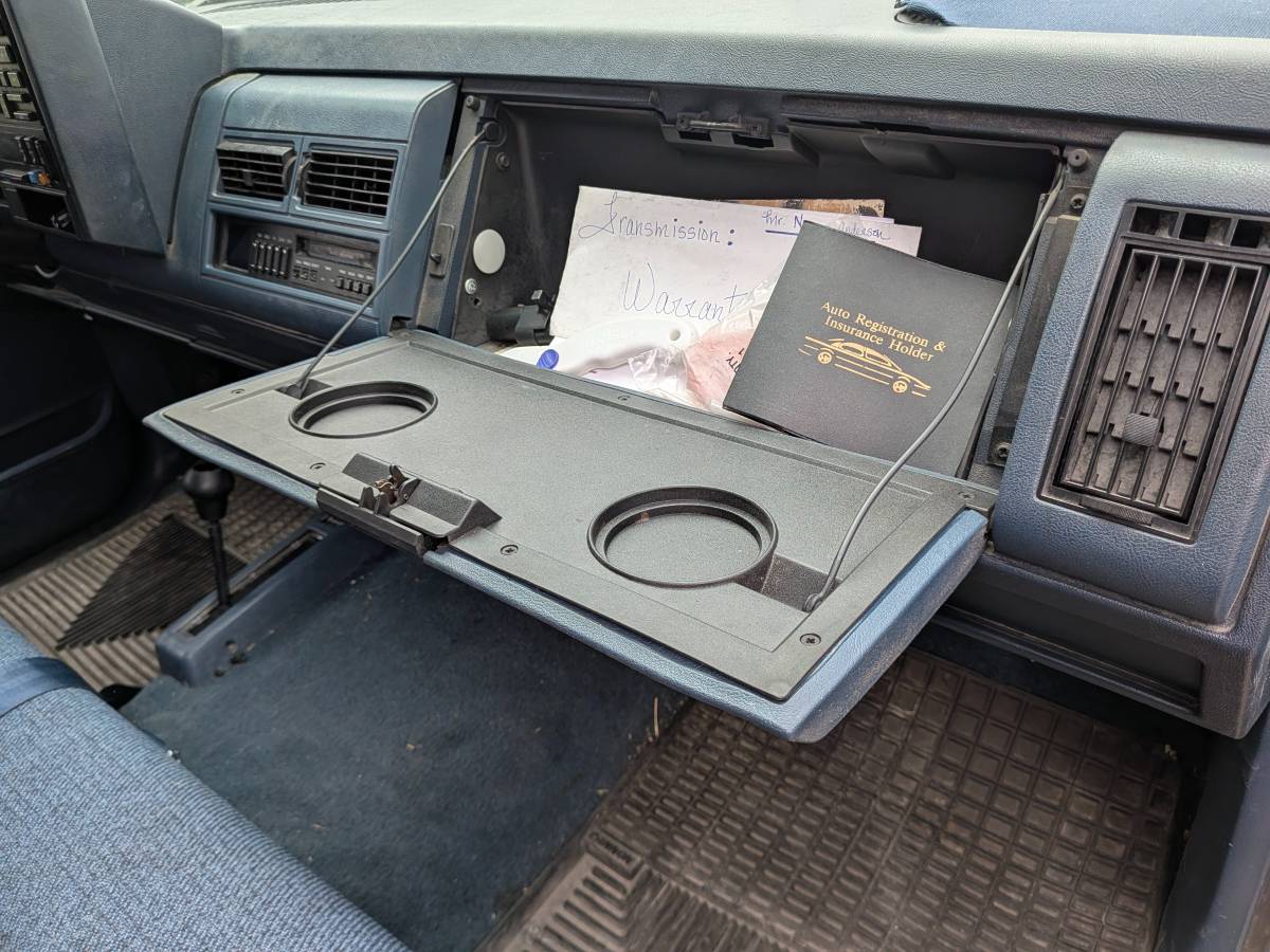 Chevrolet-silverado-2500-1988-13
