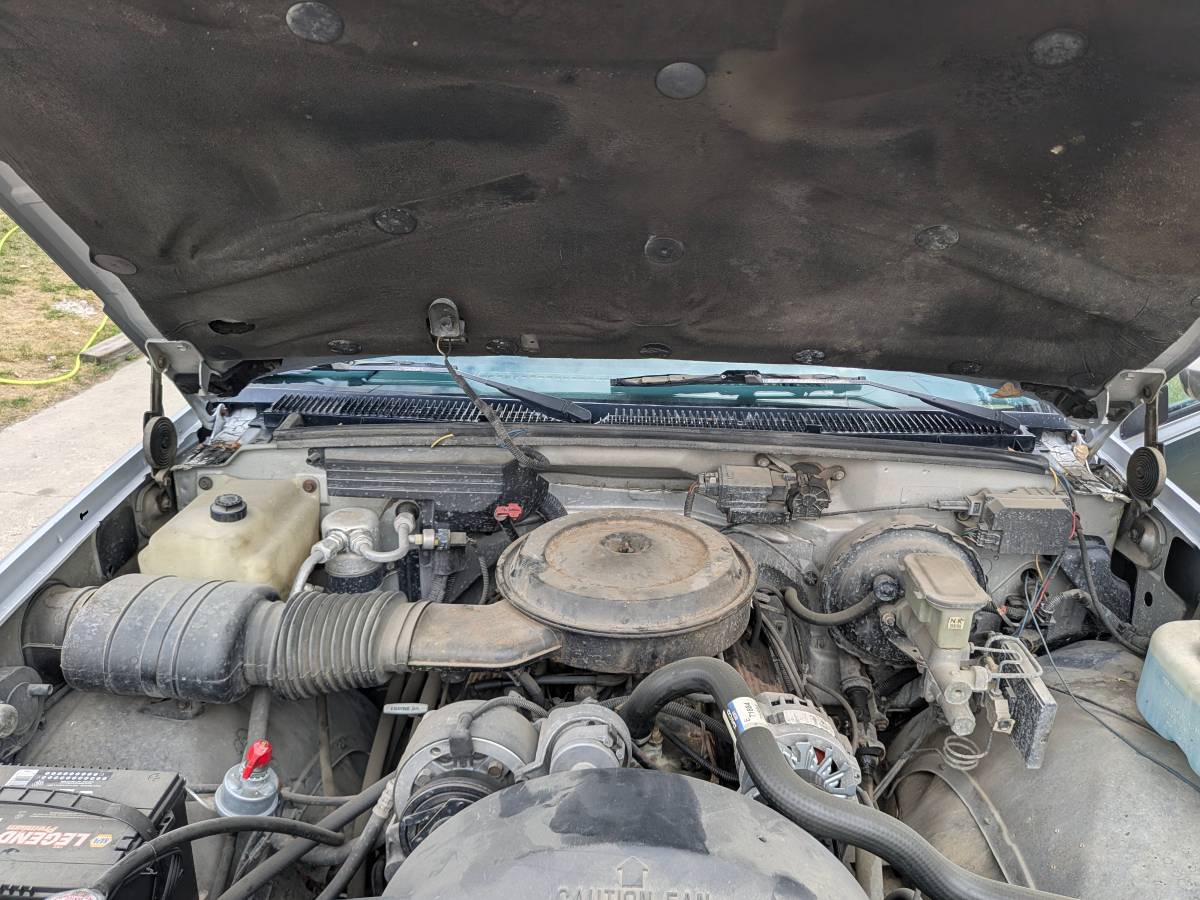 Chevrolet-silverado-2500-1988-3