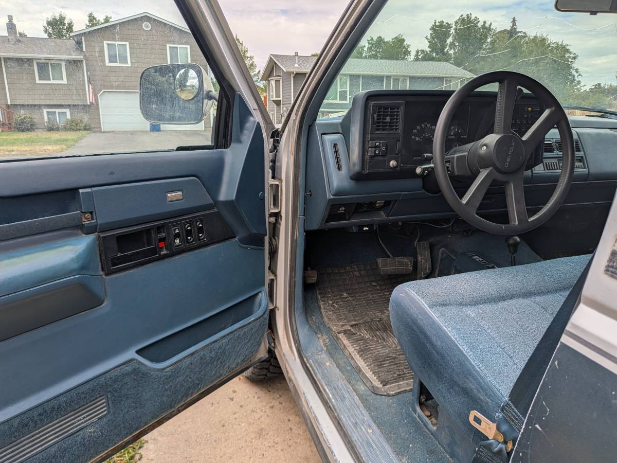 Chevrolet-silverado-2500-1988-5