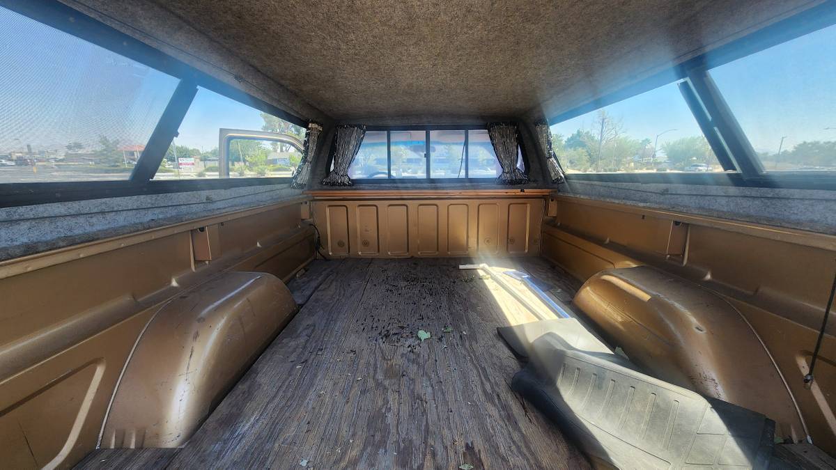 Chevrolet-silverado-2500-1990-brown-12