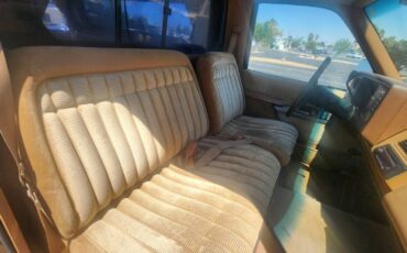 Chevrolet-silverado-2500-1990-brown-8