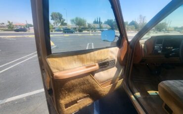 Chevrolet-silverado-2500-1990-brown-9