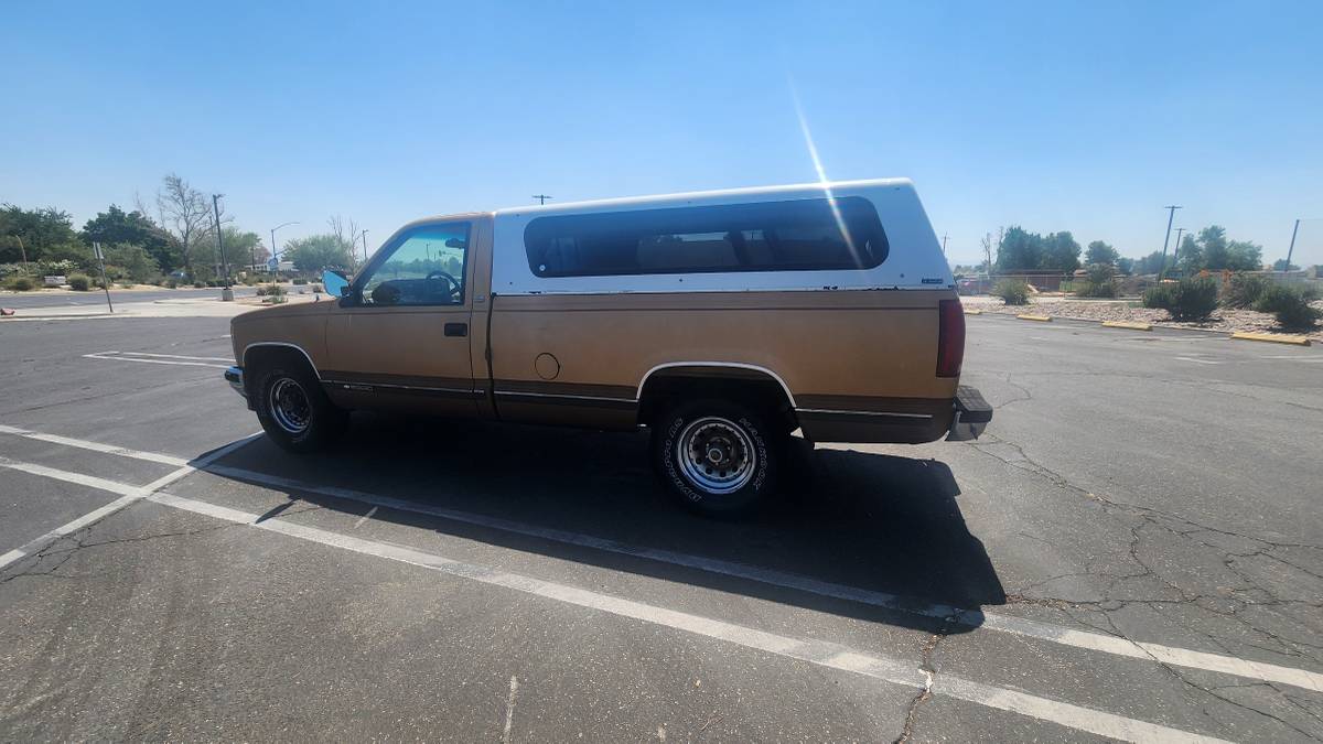 Chevrolet-silverado-2500-1990-brown