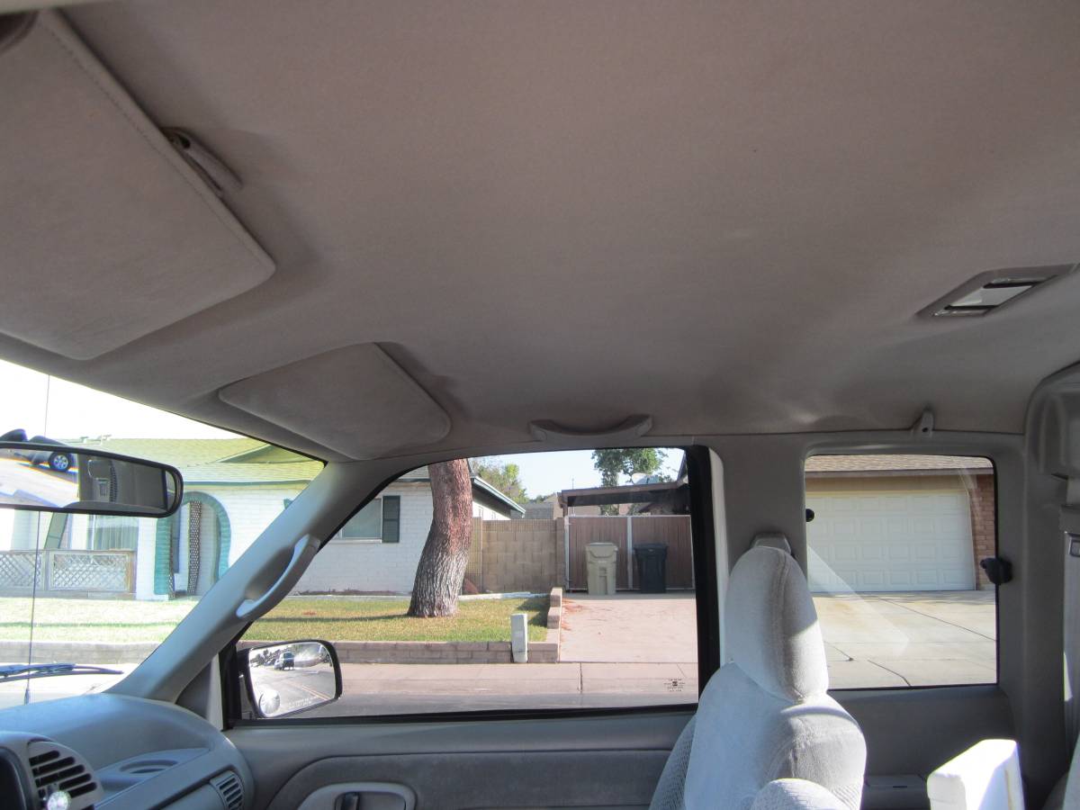 Chevrolet-silverado-2500-4x4-1995-white-15