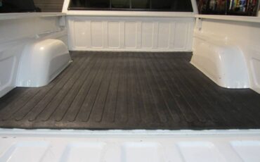 Chevrolet-silverado-2500-4x4-1995-white-22