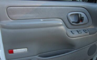 Chevrolet-silverado-2500-4x4-1995-white-6