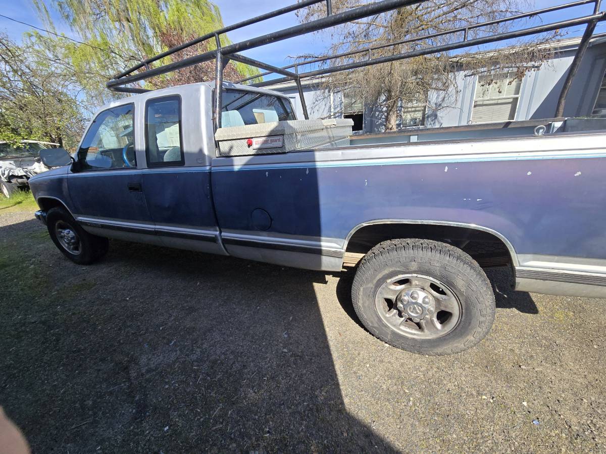 Chevrolet-silverado-2500hd-1989-blue-13