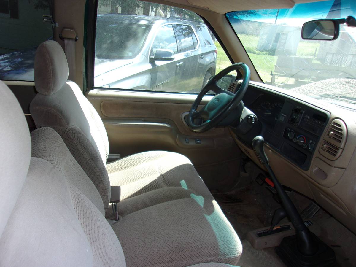 Chevrolet-silverado-2500hd-1995-green-3